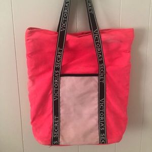 Victoria’s secret bag- insulated